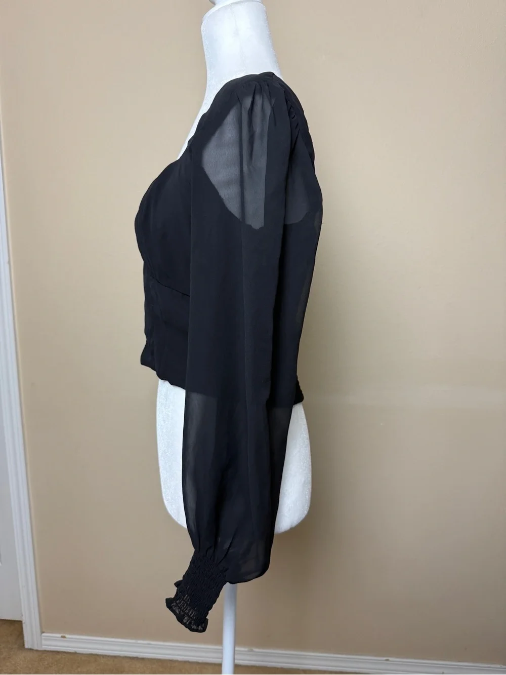 Abercrombie & Fitch Puff Sleeve Top Size Medium